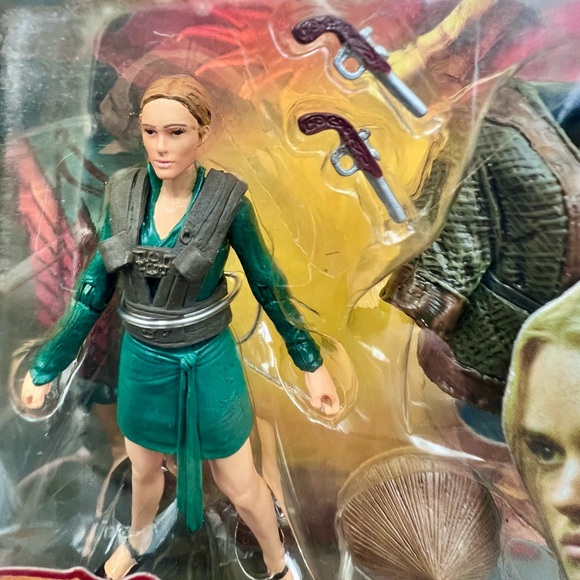 Pirates of The Caribbean 2007 Sneak Preview Singapore Disguised Elizabeth Swann - Picture 6 of 9